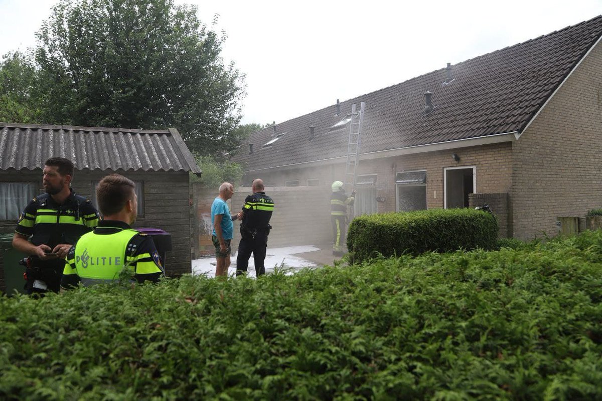 Bewoner gewond bij keukenbrand in Boelenslaan - #Friesland -..