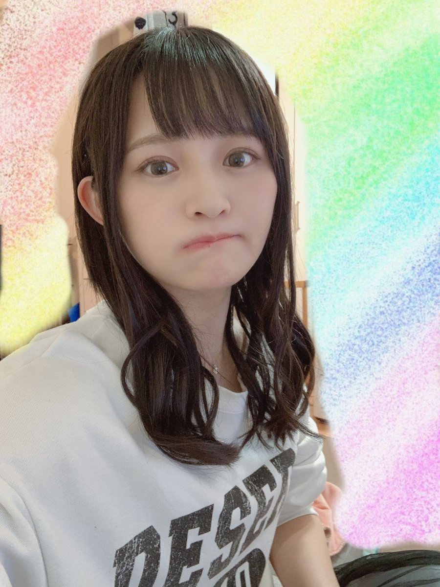 西明日香 髪の毛長いか短いかどっちがいいか問題 W 2枚の画像は長いのと短いの 参考までに メール送ってきてね にししのらじじ