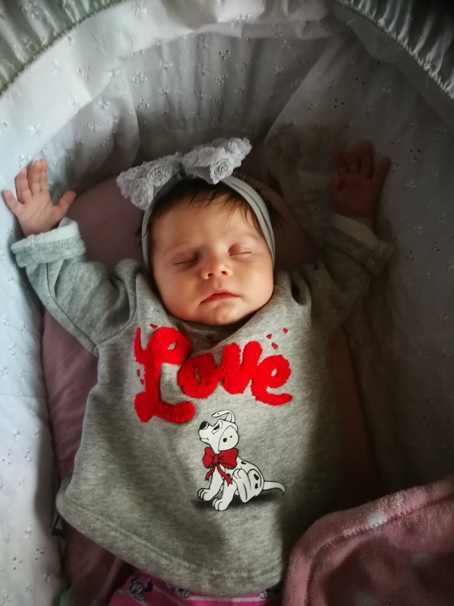 CoulsdonMart's tweet photo. @dj_davepearce thanks for the shout out last night. Martin, Victoria and my 6 week old today little Ruby. Took this last night listen to yourself.
Hands in the air 👍👍👍🥰🥰 https://t.co/kjUvtL3AjN