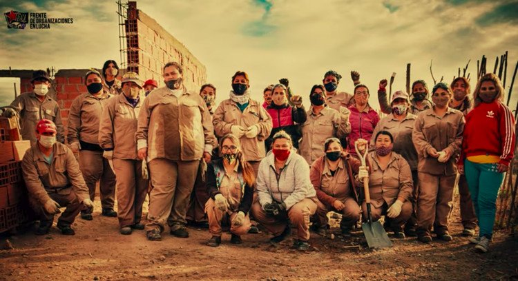 Albañilas: el corto documental que retrata la labor de las mujeres en la construcción Desde <a href="/cartagotv/">Cartago TV</a>  bit.ly/2TEoJ2y #Postdeldía