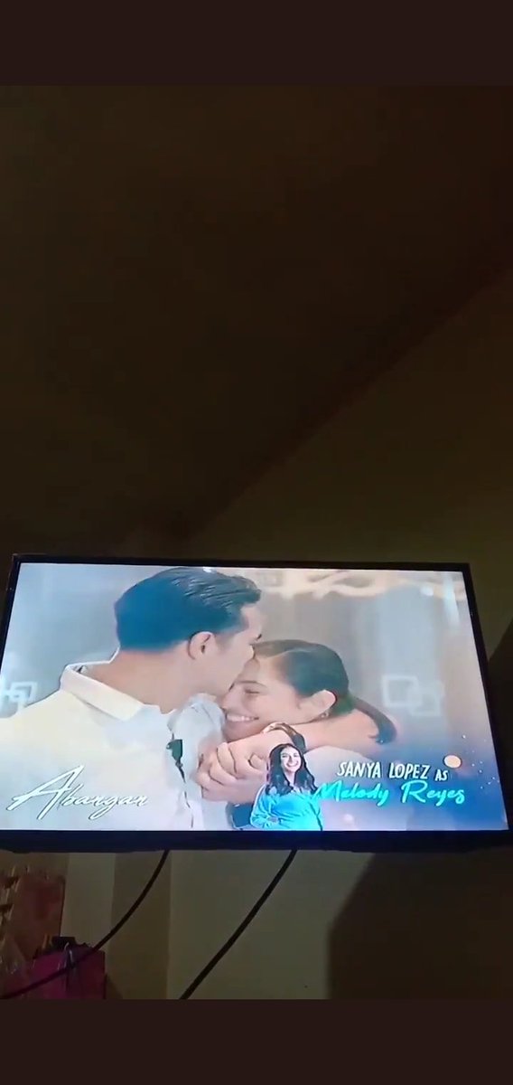 SweetsThia's tweet photo. Di ako makahinga HAHAHA at di rin makamove on 🥳😁💖😩😩 HOW TO CALM DOWN HUHUBELS 
CTTO @MagnoPancho @thia_thomalla #FirstYayaEverAfter https://t.co/SloUogFwoH