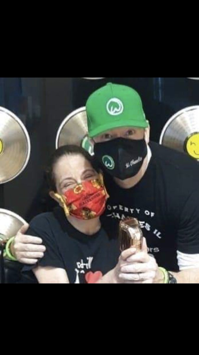 BethLuvsDdub's tweet photo. Please rt @DonnieWahlberg your dear fan turcofoote is now in end stage renal failure post amputation it would mean the world to her to hear from you as she hasn’t been given many more days with us. Please send her some love to make her smile! https://t.co/MaklBBYhYi
