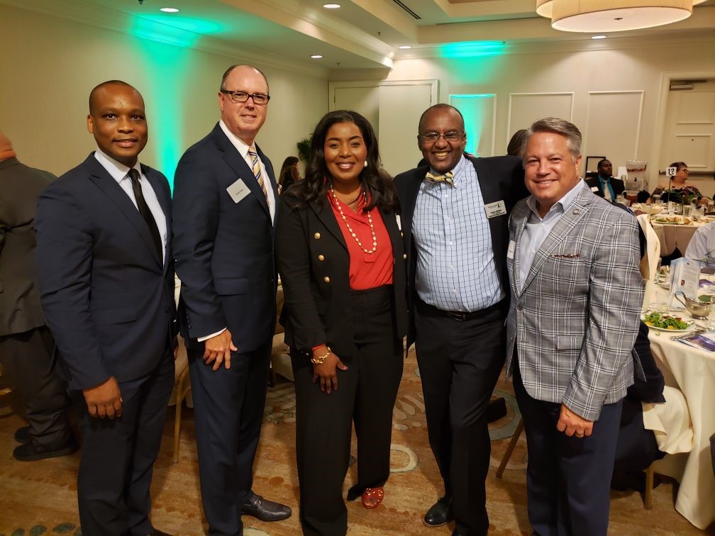 LamarPFisher's tweet photo. Last Friday I had the honor of attending the Greater Pompano Beach Chamber of Commerce Annual Dinner and Board Installation. Congratulations to all  new board members and award winners of the night! https://t.co/irHfLK6zXT