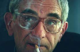 Happy birthday to the great Krzysztof Kie lowski 