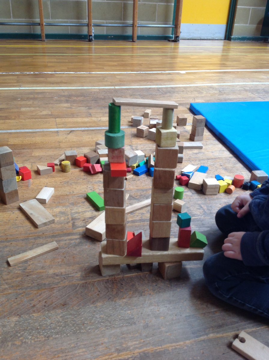 Friday night = construction night at after-school club! Show us your builds! ✈️🚀🏰🏠