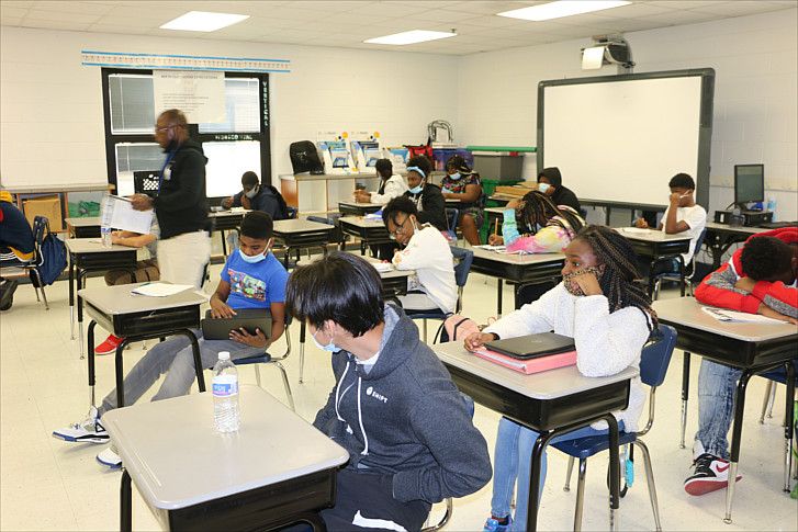 BhamCitySchools's tweet image. Ossie Ware Mitchell Middle School students and staff have been busy finding new ways to learn by using legos during summer enrichment.
Summer programs will continue through July 8, 2021, Mon. - Fri. from 8 a.m. - 1 p.m. #bcsstrong