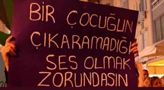 bir çocuğun çıkaramadığı ses olmak zorundayız, zorundasınız, hepimizin kanını donduran bu olaya karşı sessiz kalmayalım, adaletin yerini bulmasını istiyoruz ! 

#elmalıdavası #Elmalıda2Cocuk