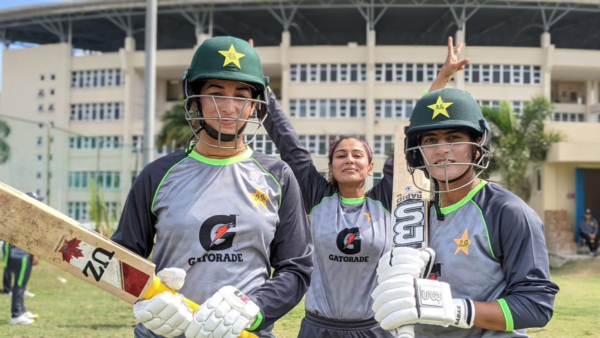 TheRealPCB's tweet image. 📸 Snaps from our women's second practice session at Sir Vivian Richards Stadium in Antigua

#BackOurGirls | #HarHaalMainCricket