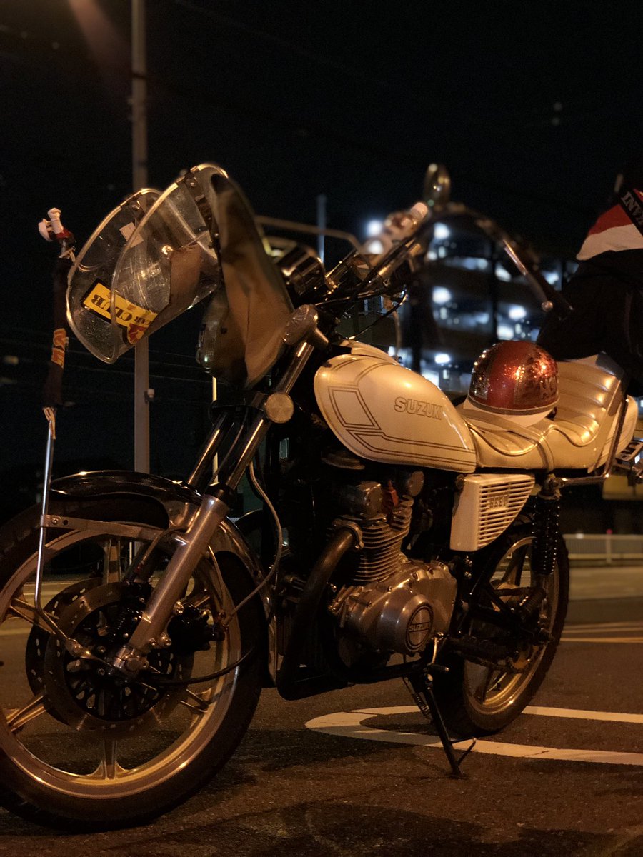 tomoking29's tweet photo. この写メのポイントは
KARL KANIです
はい　カッコいい https://t.co/7eEVzYBCgX