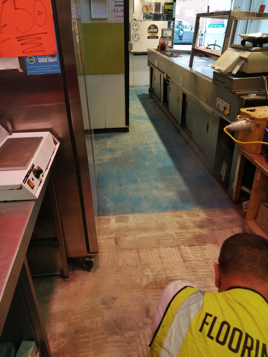 FloorLimited's tweet photo. Nice little polyurethane job in leigh 😎 https://t.co/SoRZwV7JRL