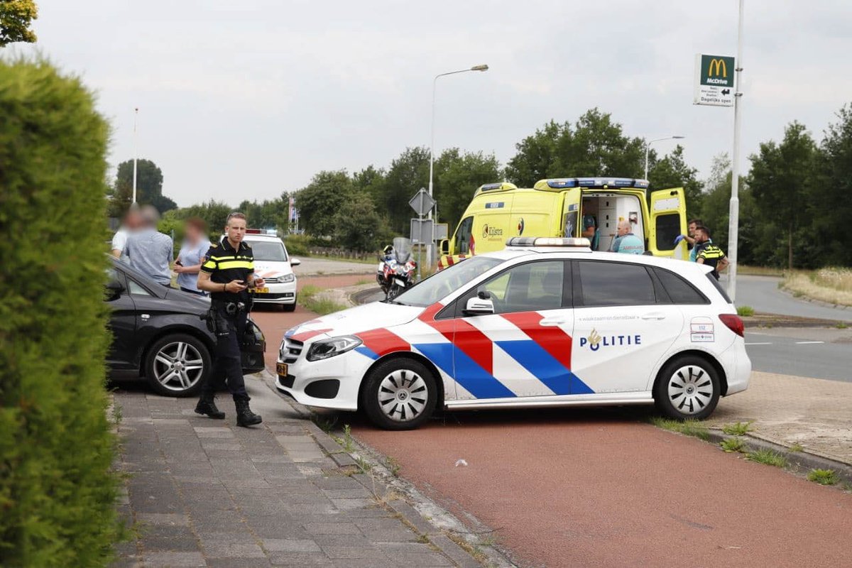 Fietser gewond na aanrijding in Heerenveen - #Friesland -..