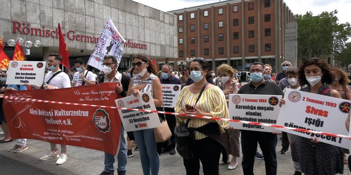 (Madımak Katliamı'nda kaybettiğimiz canlarımız Köln'de anıldı) ALEVİLERİN SESİ DERGİSİ - is.gd/rLfEZ2