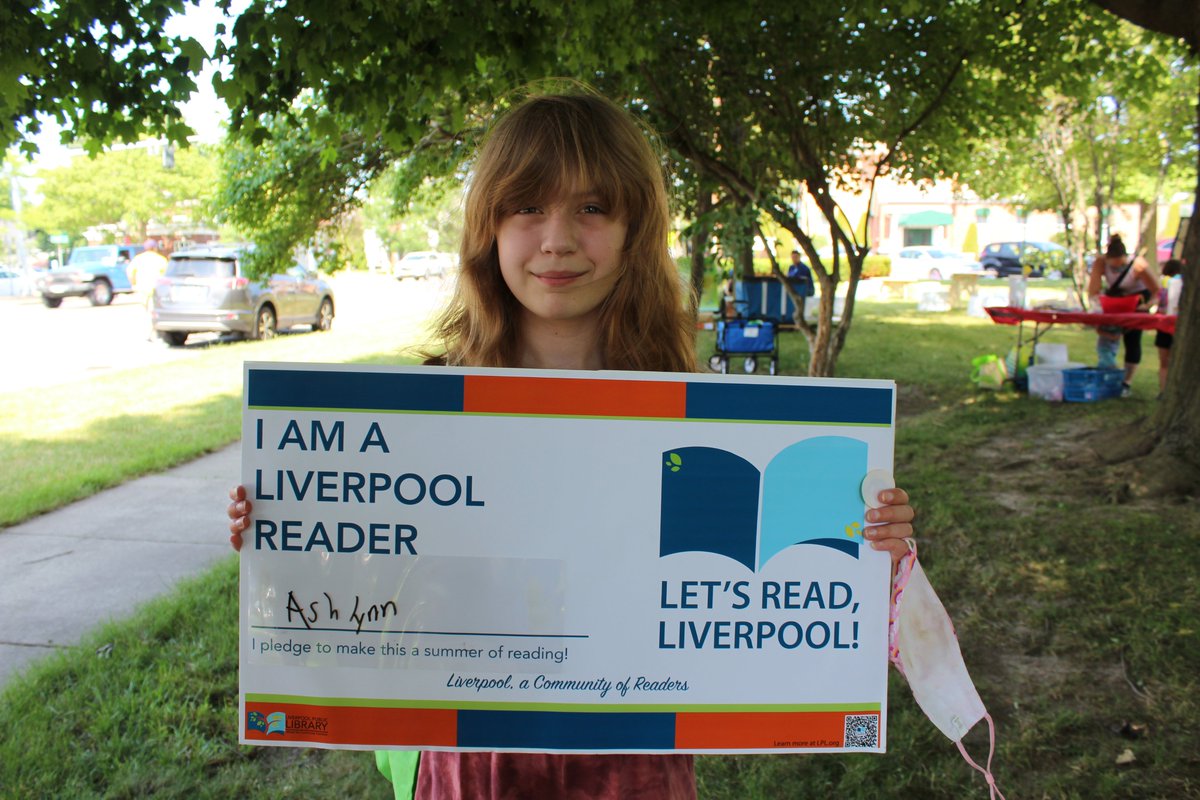 LiverpoolPubLib's tweet photo. Visit #LetsReadLiverpool kickoff in #JohnsonPark until noon, and 1 to 3 p.m.
Books, crafts, fun and games also on Dino lawn from 6 to 8 p.m.
Sign the big pledge!
https://t.co/RIvJ6IS6Nc
#liverpoolpubliclibrary #LPLSummerReads https://t.co/e7R9GSCPYn
