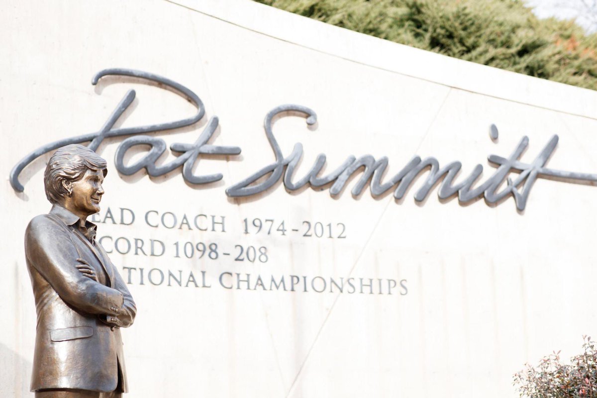 AmberShipley10's tweet photo. The Best to ever do it. Five years ago we lost a Legend. ๐งก๐ #PatSummitt #IBackPat https://t.co/sZD2nbskKm