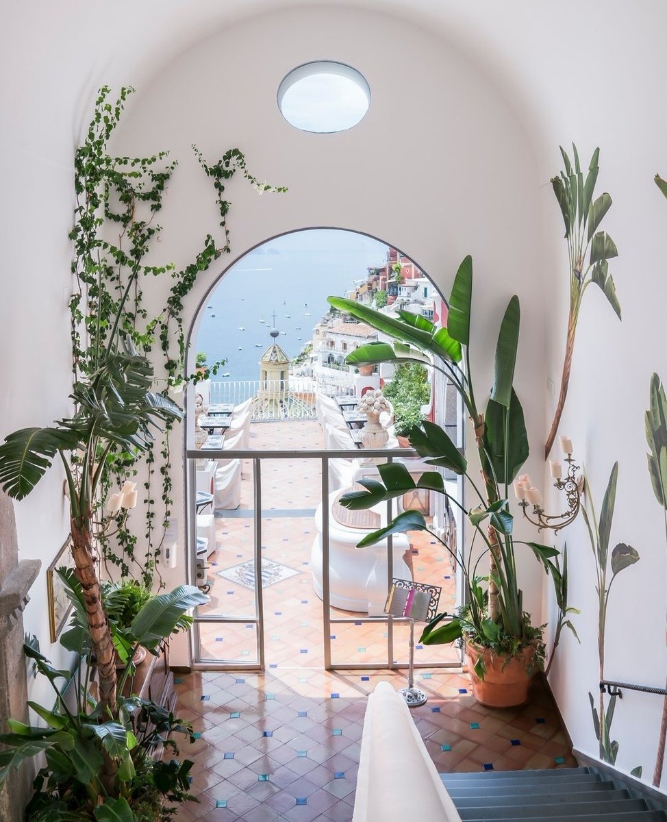 PinkDemerara's tweet photo. postcards from an artisanal resort in Amalfi • https://t.co/7bFUpbdxXa