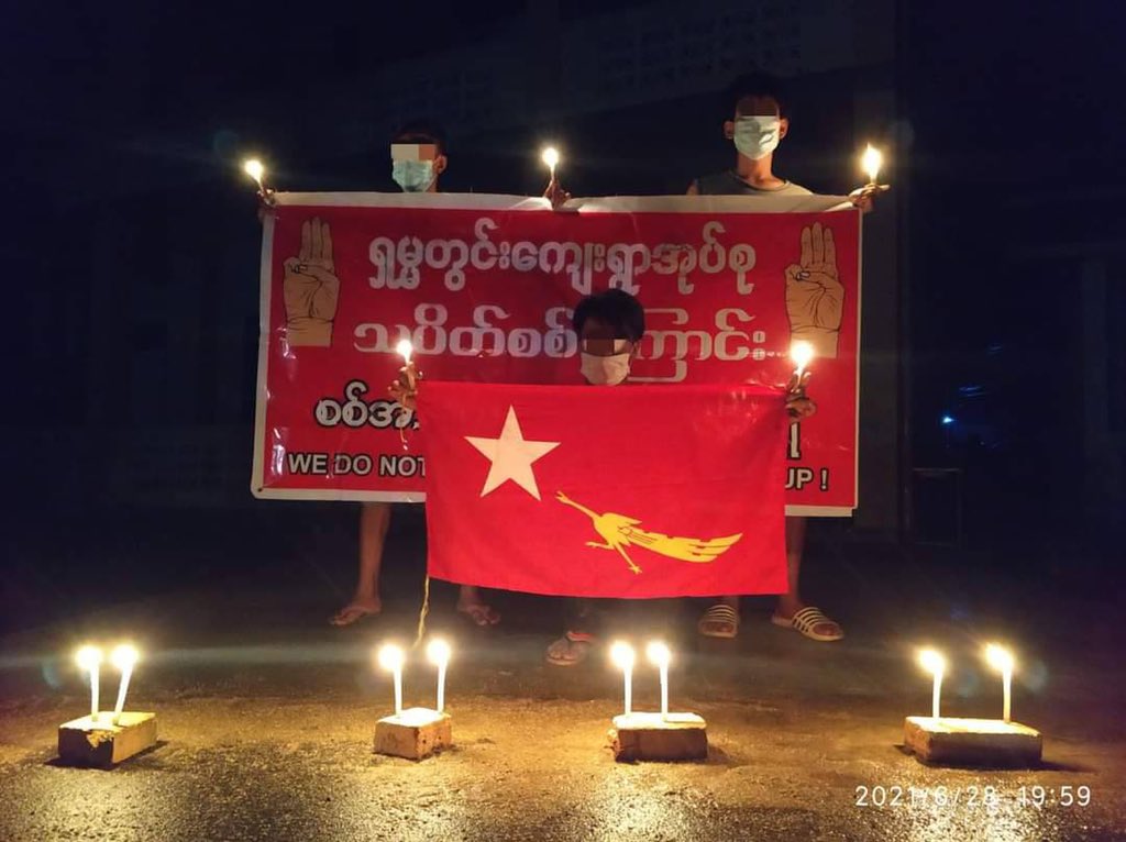 Residents in ShamMatwin village, Dawei Tsp held a peaceful candlelights strike tonight, chanting slogans. 'We won't stop protesting both day and night until the Dictatorship ends'.   #RecognizeNUG  #June28Coup #WhatsHappeningInMyanmar