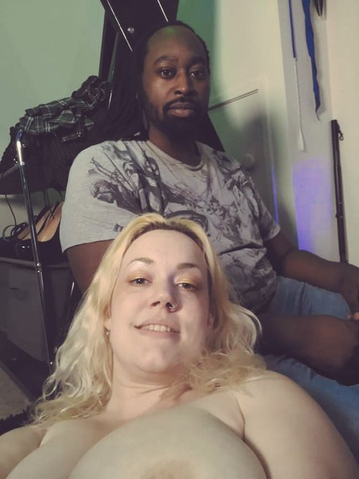 Happy Monday Folks! Hope y'all are healthy and happy out there!  @Sophie_Flame @dark_directorx  #happymonday<a href="/tag/happymonday"class="tags"><span>#happymonday</span></a><a href="/tag/mondayvibes"class="tags"><span>#mondayvibes</span></a><a href="/tag/dark"class="tags"><span>#dark</span></a><a href="/tag/flame"class="tags"><span>#flame</span></a><a href="/tag/workinghard"class="tags"><span>#workinghard</span></a>