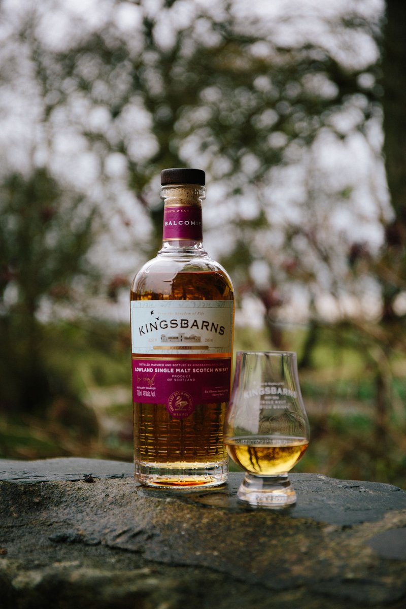KingsbarnsDist's tweet photo. Balcomie: the perfect balance between the spirit and the wood.

Matured in 100% ex-Oloroso American Oak Sherry Butts chosen for their rich, sherry sweetness, Balcomie is beautifully fruity, light and harmonious.

Click to shop your bottle of Balcomie https://t.co/BuYnp9aC2H https://t.co/AsEwBe50yC