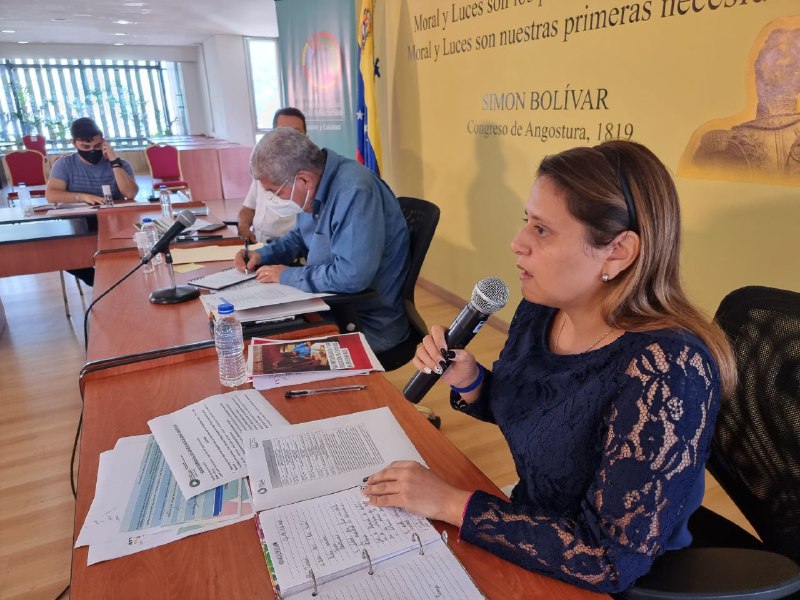 #ANUNCIO | Este #1Jul, el @MPPEDUCACION realizará el lanzamiento oficial de la “Guía Metodológica para la Educación en Entornos no Presenciales“, la cual será tomada como recurso en el sistema educativo venezolano. <a href="/NicolasMaduro/">Nicolás Maduro</a> <a href="/eduardopiate2/">eduardo piñate</a> #PeriodismoBicentenario