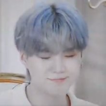 HE SAYS THAT AND THEN SMILES LIKE THE MOST COMFORTABLE CAT ON EARTH, AAAH YOONGI 💔 also same https://t.co/YQdgikUj0X 