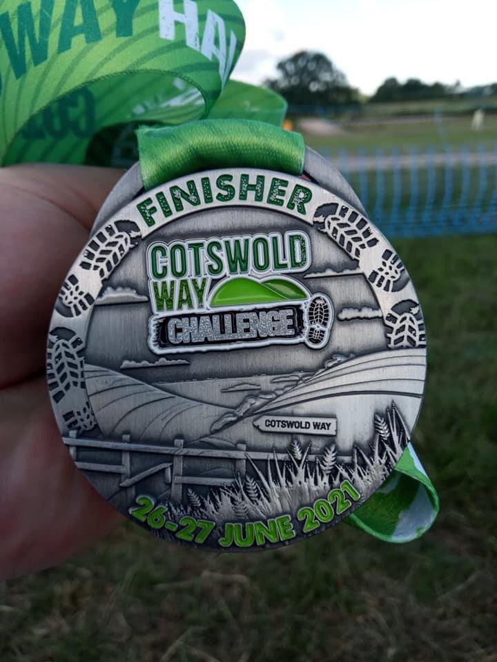 RuthCutts2's tweet image. 🥾💙So proud of my husband &amp;amp; family completing Cotswold UltraChallenge in memory of their beautiful sister. 53km, 1500m ascent &amp;amp; an amazing £2500 raised for @CRY_UK #ultrachallenge