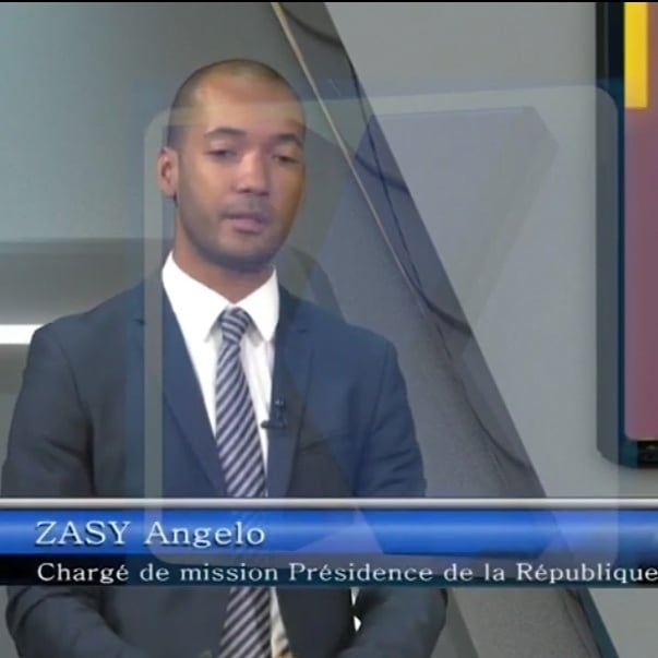 Ce fut mon premier projet au sein de l'administration 🇲🇬. J'étais alors chargé de mission auprès de la Présidence.
Un exercice complet de réhabilitation/construction/extension du stade, où je suis notamment intervenu sur la mise en place du cahier des charges et la programmation