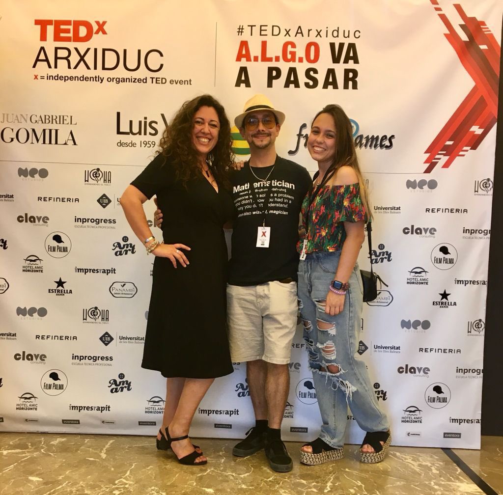 Joan_By's tweet photo. Muy grande la @TEDxArxiduc de 2021!! Muchas gracias a toda la organización y ponentes!!! https://t.co/DyRLzYMVm3