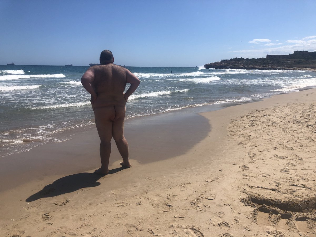 IGuessINeedAnAD's tweet photo. Needed some nude beach time! https://t.co/mBn4CJEavP