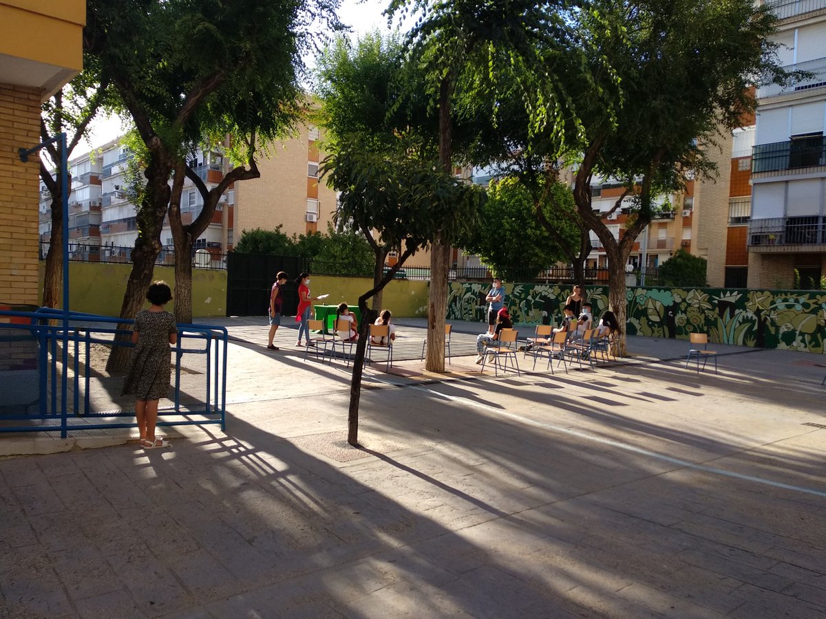 Los preparativos del final de curso <a href="/antropoloopsEDU/">talleresantropoloops</a> que emoción! Vaya curso intenso!