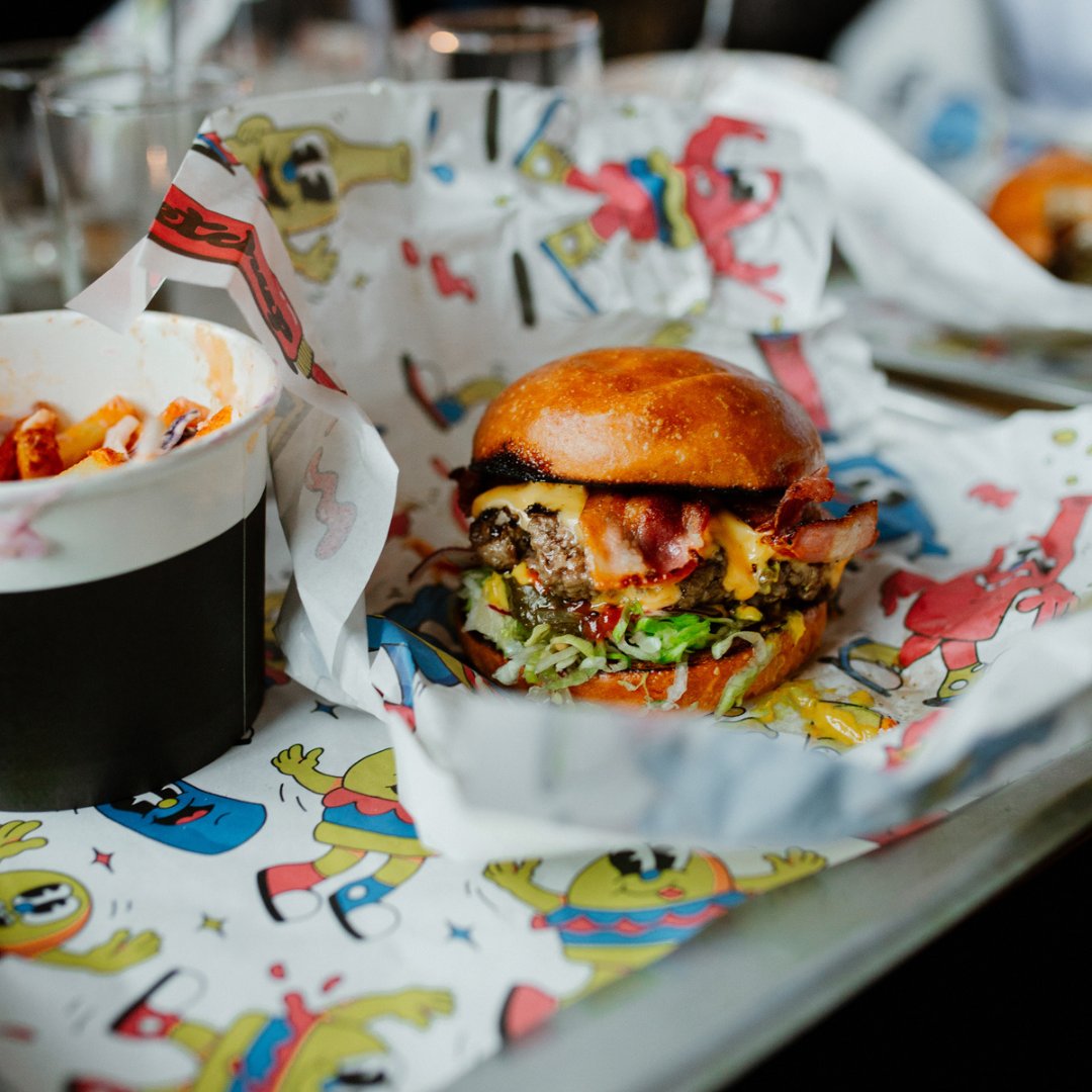 Trust us: this tasted just as good as it looks 😋
⠀
#food #foodie #chef #chefs #chefsofinsta #chefsofinstagram #menu #restaurant #michelin #michelinguide #kitchen #foodblog #foodblogger