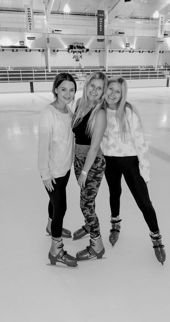 KobiBorque's tweet photo. Ask madison how many circles she made ice skating https://t.co/X1uFaKUSil