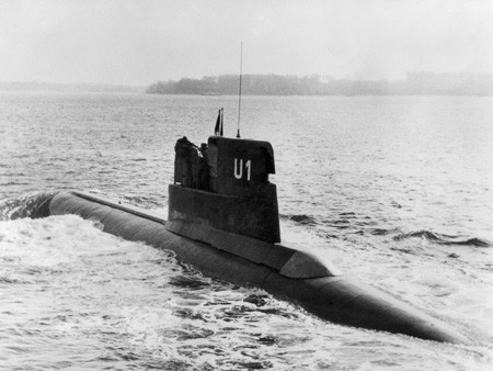 #SubSaturday #Submarines

German Type 201. First submarines build by Germany after WW II