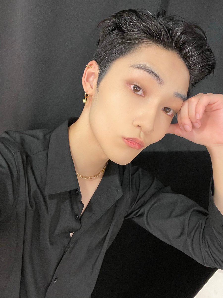 แบดบอยมาแล้ว.