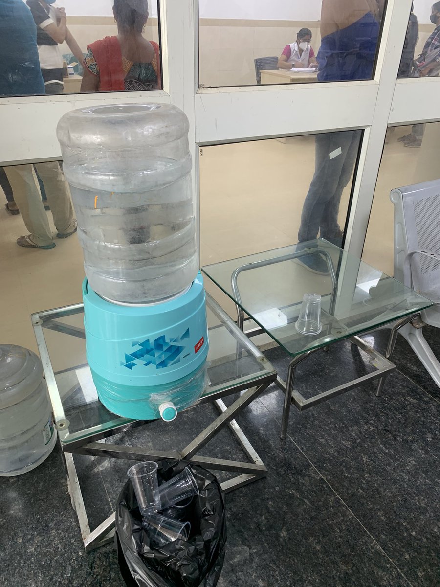 kashishsharma89's tweet photo. ESIC hospital sector 24 ( government hospital) mein plastic glass use ho rahe hai then we say ban plastic.

@noida_authority @HTNoidaGzb @TOINoida @CeoNoida @Noida_Residents @rituias2003 @PankajSinghBJP @myogiadityanath @myogioffice @CMOfficeUP @dr_maheshsharma 

#saynotoplastic https://t.co/ezxbSHwMSi