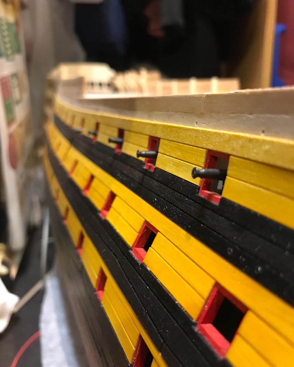 ModelSpaceDE's tweet photo. Soleil_royal_007 hat weitere tolle Fotos von seiner HMS Victory im Maßstab 1:84 veröffentlicht! Was haltet ihr von seiner Arbeit?
#modelspacecommunity #modell #modellbau #schiffsmodellbau https://t.co/2dOPioOSD6