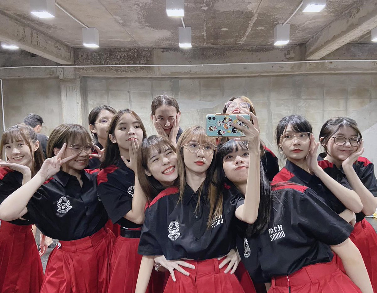 N7_ForEVER's tweet photo. ฟีเวอร์! ถ้ามีพวกเธออยู่ พวกเธอคือสุดยอด!!!!

#FEVERTHFOREVER
#FEVERTH
#คอนส่งคอนเสิร์ต 
#คอนส่งFEVER 
#ConsongconsertxFEVERTH https://t.co/takJYtlEqX