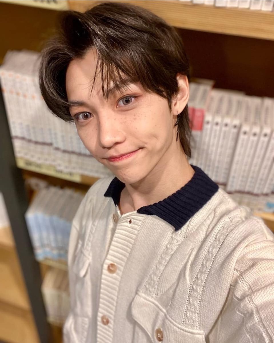 0915FX's tweet photo. SELAMAT KAMU JADI ONE AND ONLYNYA AKU ❤

SELAMAT JUGA CUMA SALAH 3 ㅋㅋㅋㅋ

dan selamat tanggal 26 lagi! ❤❤❤❤❤

Siap siap ada ujian mendadak lagi yaa, inget jangan nyontek kayak yang pertama 😡

Wuuf yu ❤ https://t.co/MEN0MIMNy3