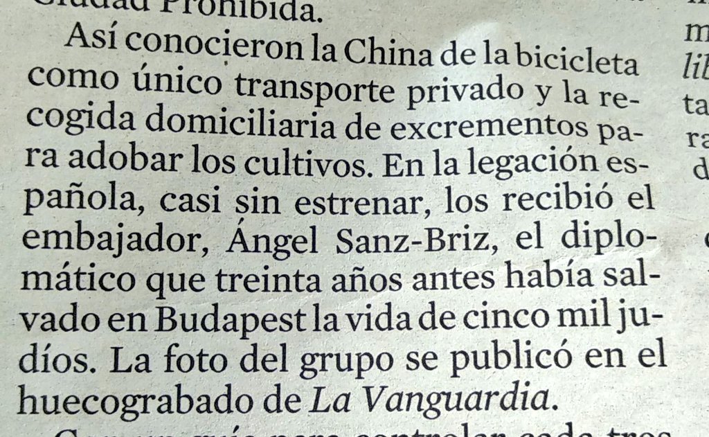 Senyor_G's tweet photo. #Adobar cultivos o #abonar? Alguien debería leerse @LaVanguardia antes de publicarla, por lo menos en las traducciones al castellano del catalán y el inglés https://t.co/1BEgQHjaqY CC @Fundeu @placidplacid https://t.co/F6SFhaJhGH