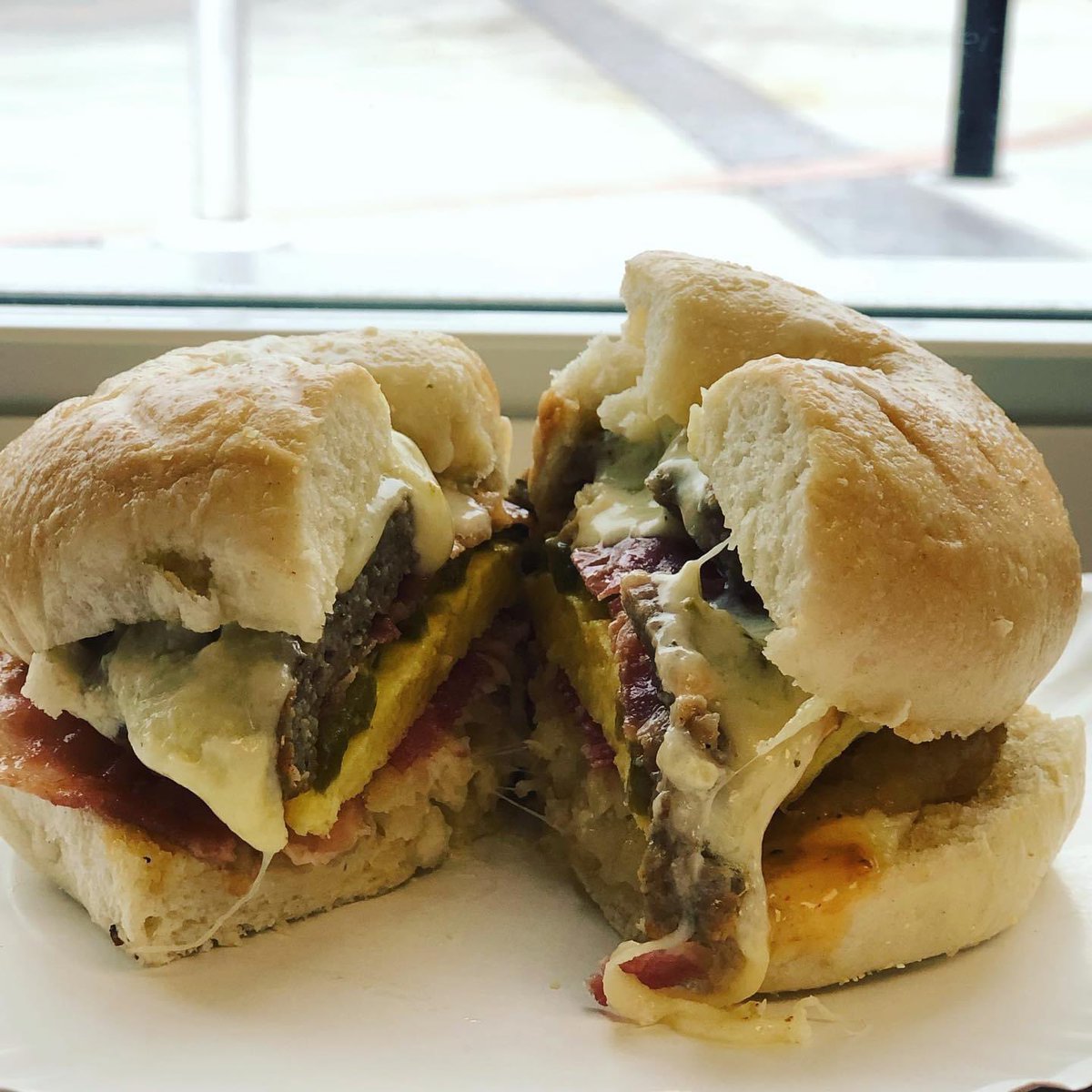 TheGoodtimeCafe's tweet photo. Spice up your Saturday with a ‘Feelin’ Dangerous’! (Or any delicious sandwich😉) 
We’re open until 2! 
#bagelanddeli #goodtimecafe #GoodtimeGoodEats https://t.co/6xIO3ibcty