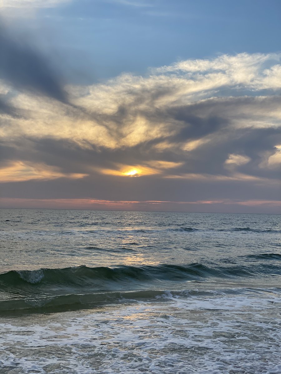 thecliffpace's tweet image. I'm studying for a new series from 1 Peter. We are strangers in a strange land, heading to a new land, heading home. #Jesus will ensure we get there. Our responsibility is to invite as many as we can to join us. #livinghope #livepuretoday.