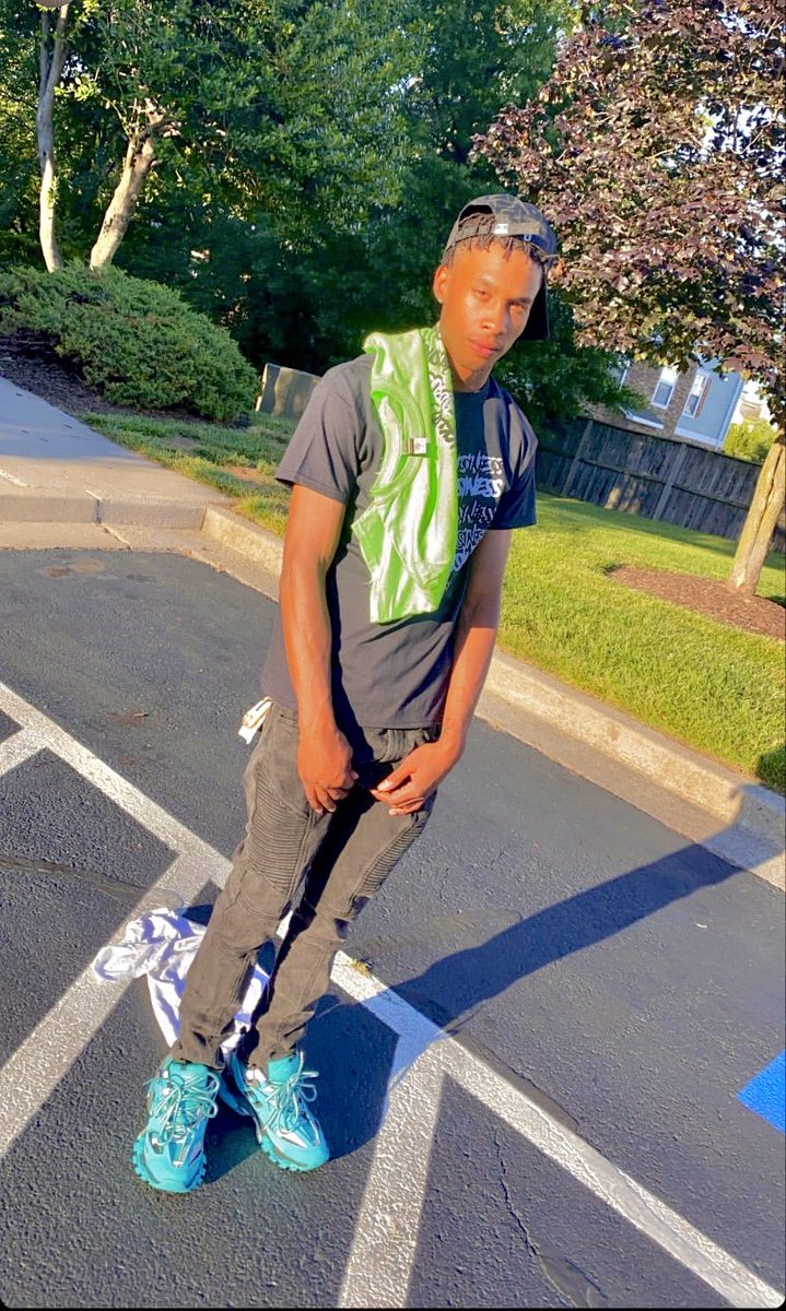 yoot1m's tweet photo. #backendbusiness♻️ https://t.co/tGar9j8cHI