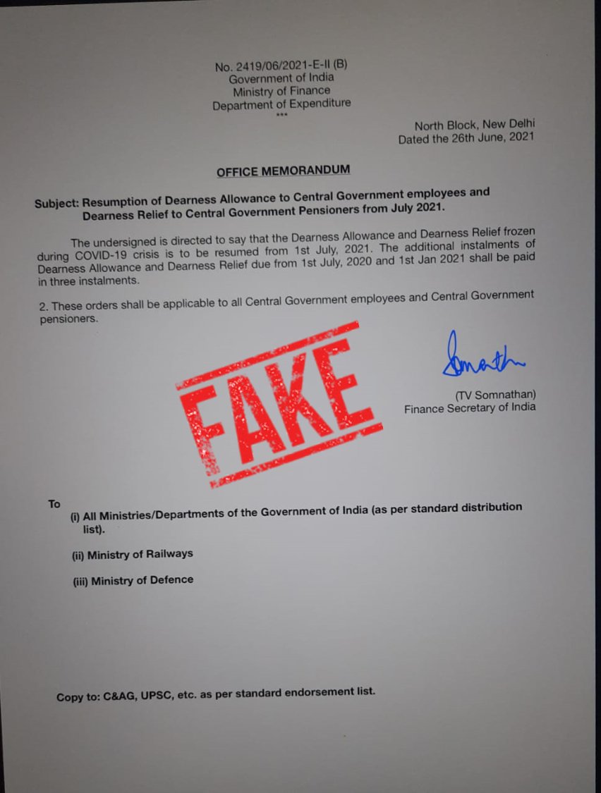 FinMinIndia's tweet photo. A document is doing rounds on social media claiming resumption of DA to Central Government employees &amp; Dearness Relief to Central Government pensioners from July 2021.
𝗧𝗵𝗶𝘀 𝗢𝗠 𝗶𝘀 #𝗙𝗔𝗞𝗘.  𝗡𝗼 𝘀𝘂𝗰𝗵 𝗢𝗠 𝗵𝗮𝘀 𝗯𝗲𝗲𝗻 𝗶𝘀𝘀𝘂𝗲𝗱 𝗯𝘆 𝐆𝐎𝐈. https://t.co/HMcQVj81Sf