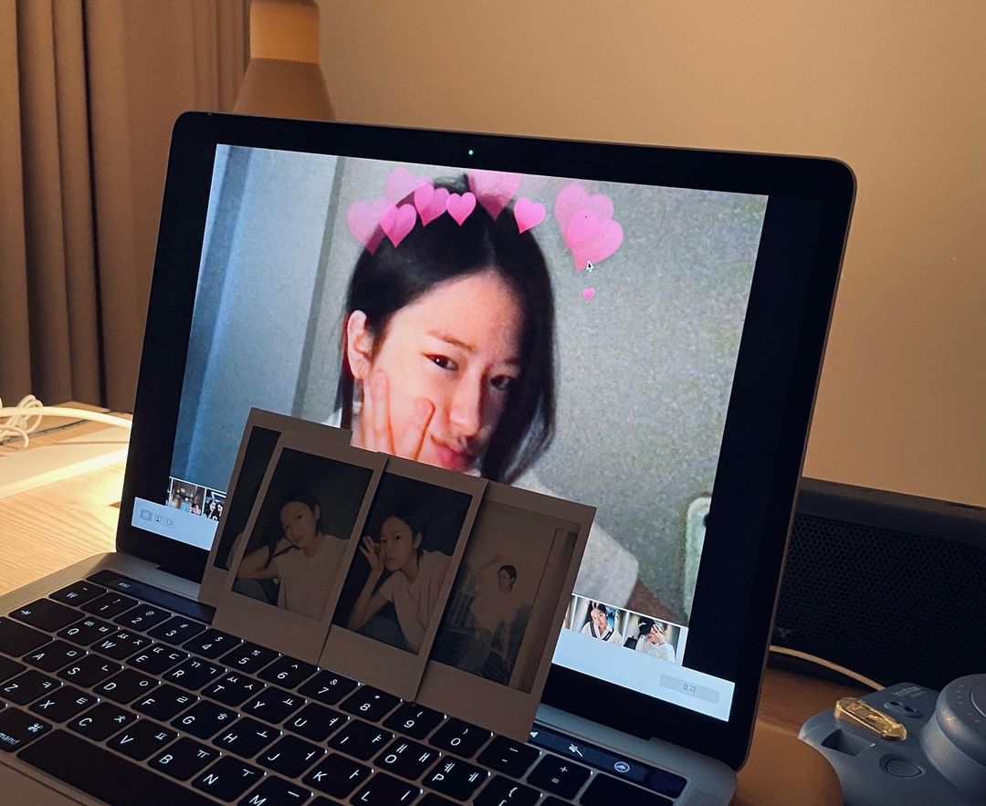 chaengi_j's tweet photo. Ahn Yujin Instagram update
#안유진 #아이즈원 #Instagram #IZONE #UPDATE #AhnYujin #YUJIN 
🐶: 잠자기모드😴
(sleep mode) https://t.co/EeeEDXSTIv