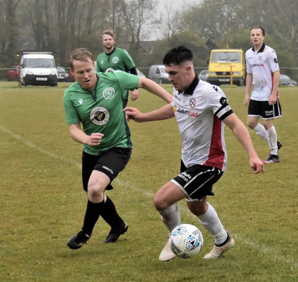 TRANSFER NEWS - ✍🏼 

Our management are delighted to add the ball winning, hard working St Austell central midfielder Aidan Dingle, who further demonstrates our intentions to bring local, young talent to the club. 

💚🖤