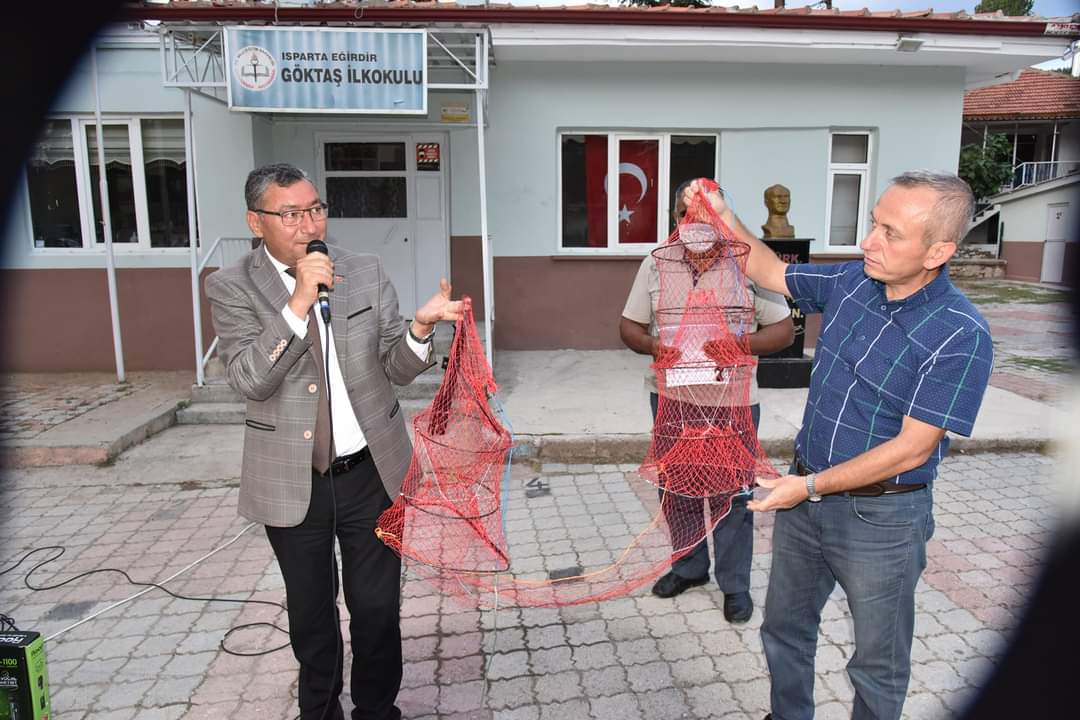 egirdirbelediye's tweet photo. *EĞİRDİR KAYMAKAMLIĞI VE EĞİRDİR BELEDİYESİNİN DESTEKLERİYLE DEVLET GÖKTAŞ KÖYÜ'NE SAHİP ÇIKIYOR.
*İŞ-KUR İL MÜDÜRÜ MUSTAFA HÖKE; 'BİZE DÜŞEN HERŞEYİ YAPMAYA HAZIRIZ, BU İŞİ CİDDİYE ALIN'
 ➡️ Haberin devamı için https://t.co/ZXiXV1PIty
https://t.co/1MhPYCzllU https://t.co/MuoDRQUR56