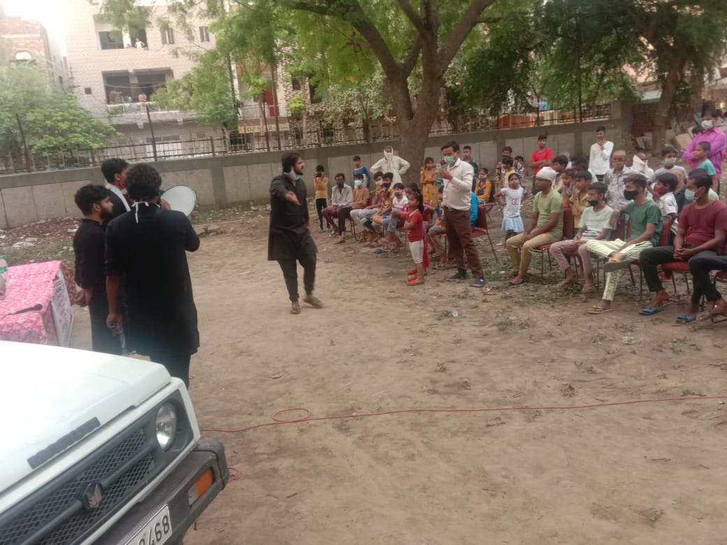 dcprohinidelhi's tweet photo. #Nukkad Natak and public hearing were organised by Rohini District police at JJ Colony, Sec.24, Rohini, Delhi for awareness of general public about drugs abuse. @DelhiPolice @SanjaySingh_IPS @ssyips https://t.co/jsVZOD2hZS