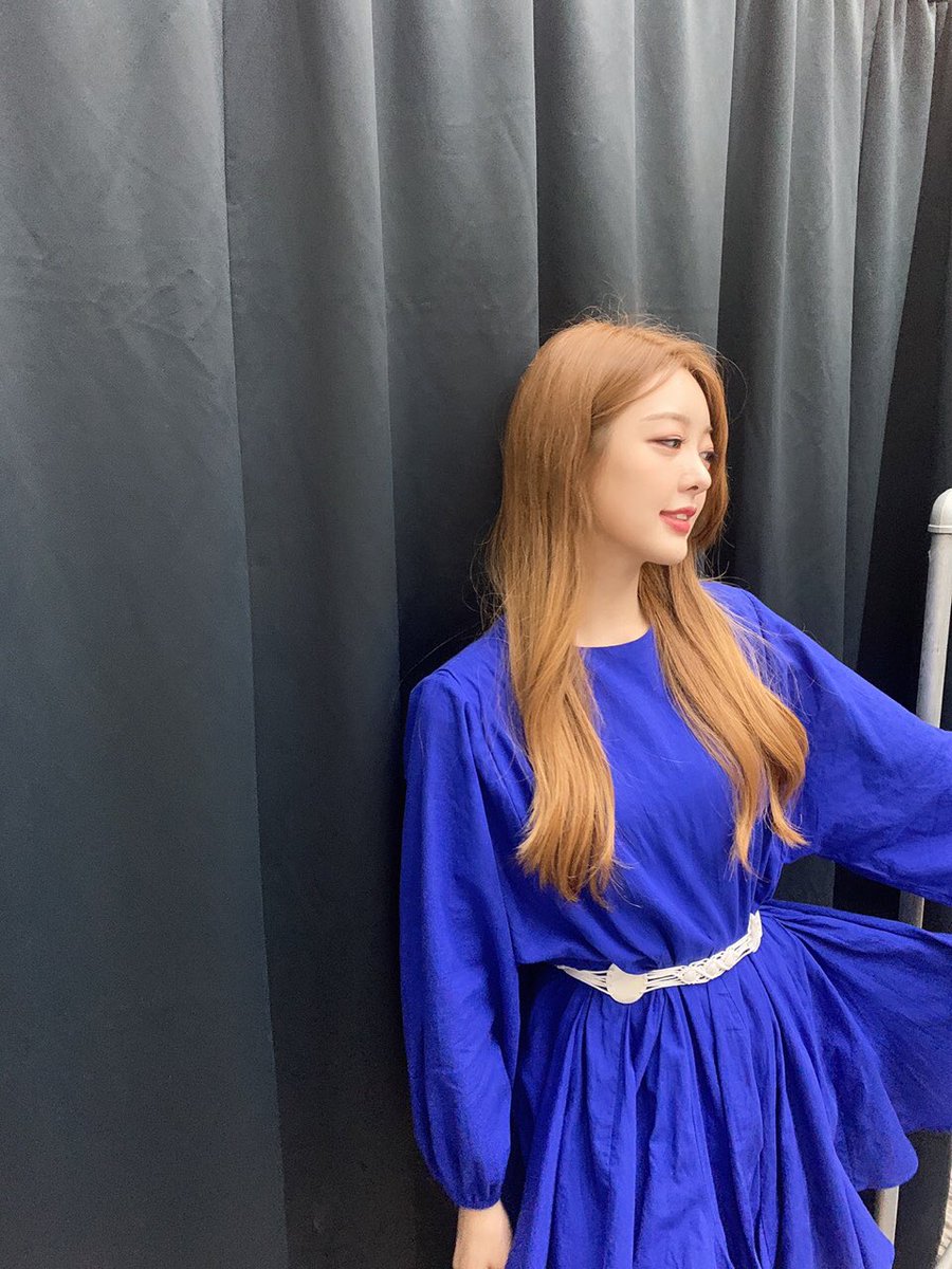 official_ARIAZ's tweet photo. #아리아즈
#아리아즈_효경 

아쯔들~~~
첫번째 드콘!😆
아쯔들이 옆에 있는것같아서 즐거운 무대였어요🥰
모두들 잘자요오💙

#드림콘서트 #드림콘서트2021 
#ariaz #kpop

#니가참좋아
#ilikeu https://t.co/XAG3PM8dPG