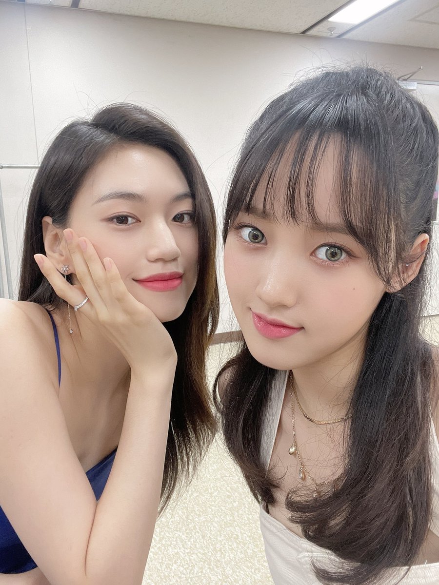 WekiMeki's tweet photo. 무대 하면서 키링들 생각 많이 났다ㅠㅠ 그래도 온라인으로 함께해 줘서 고마워요
잘 봤죠 키링들~? #위키미키 #또이 💙 https://t.co/9e0RAhSm1y
