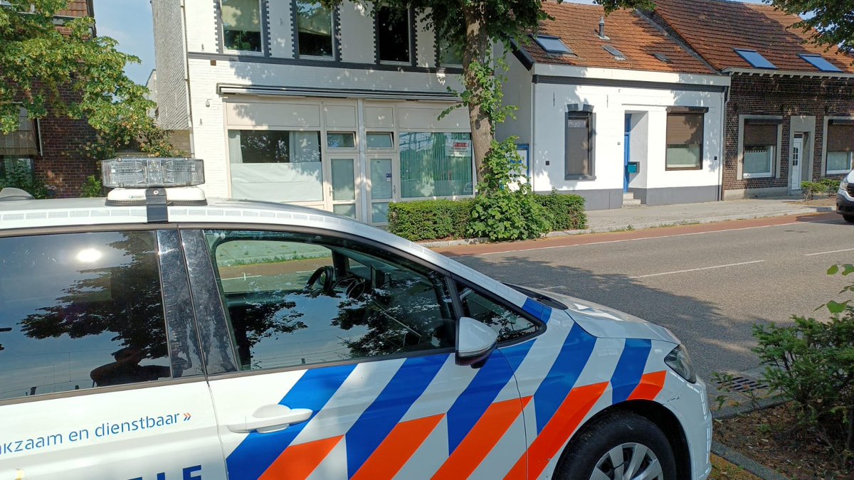 Bij een steekpartij op de Kaldenkerkerweg in Venlo is vanmiddag een man gewond geraakt.