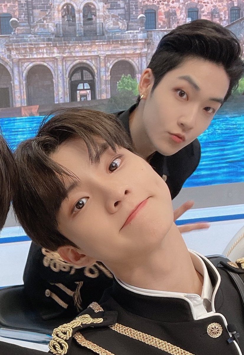 kevkyu247's tweet photo. well looky what we have here. thanks bbanghoon!! <33 https://t.co/U9pYNlFWsS